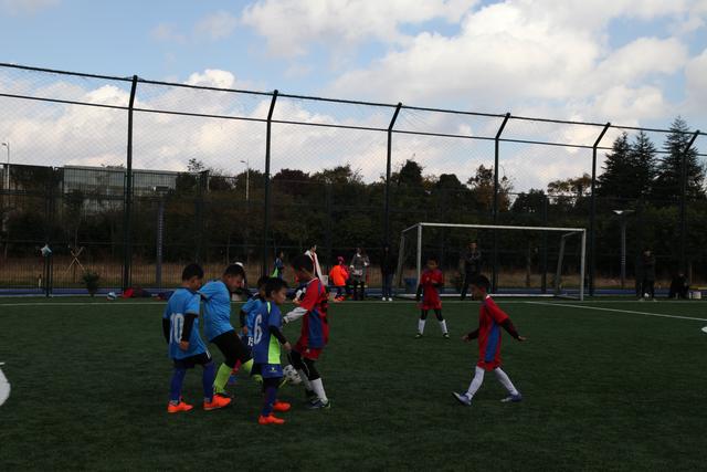 文班23分浓眉30+13詹姆斯18+5+8 马刺大胜湖人